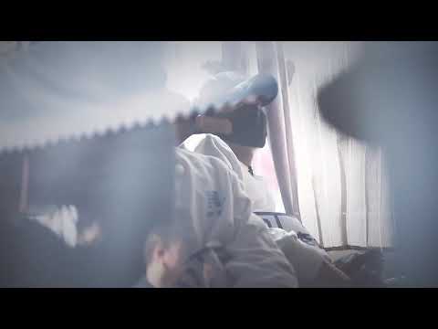 190307 | Li Wenhan sleeps in a lovely way.