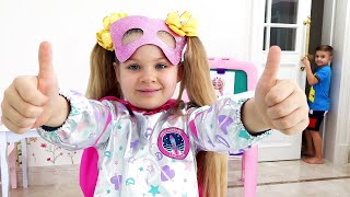 Diana and Stella - Helping a Friend Story! video