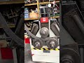 Riproduci video