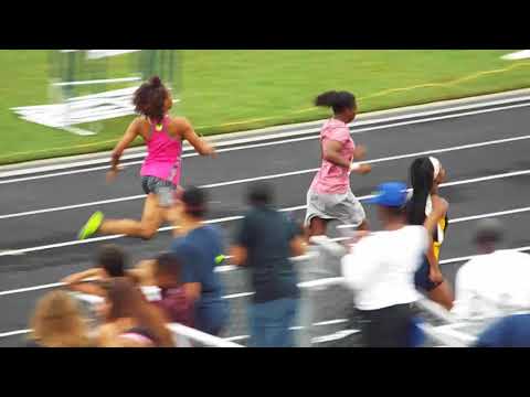 15-16 yr Old Girls' 100m Prelims Mark Trail Invitational 2018
