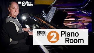 Neil Sedaka - Laughter In The Rain (Radio 2&#39;s Piano Room)