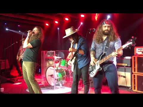 The Aviators ‘You Shook Me All Night Long’ - The Siren 6/18/2021