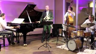 Sebastian Gahler Trio feat. Kornél Fekete-Kovács live @ Steinway-Haus Düsseldorf, 8:45 am/pm