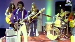 Chuck Berry - Roll &#39;Em Pete, Live on Soul Train 1973