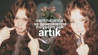 Download lagu JISOO - Hugs & Kisses (Türkçe Çeviri) mp3