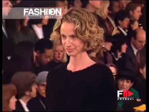 "Calvin Klein" Autumn Winter 1993 1994 New York 1 of 3 pret a porter woman by FashionChannel