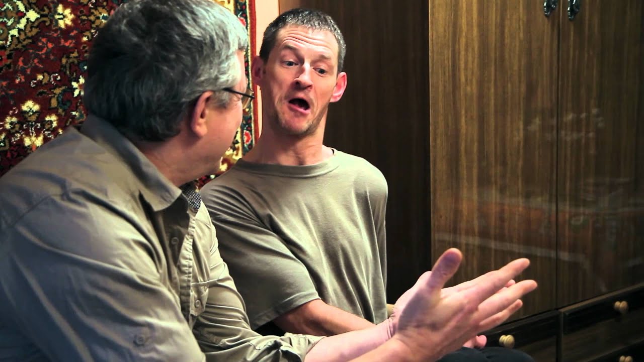 Raganu Mēnesis (2012) - Oficiālais filmas treileris