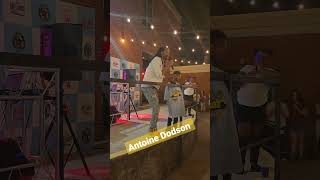 Antoine Dodson performing the bed intruder song live at Straight to Ale for his viral release party.