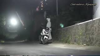 Download lagu Prank Pocong Terlucu   Gak punya Akhlak mau ketawa takut dosa   240P mp3