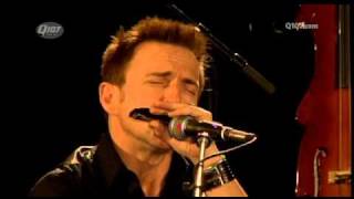 Colin James Live @ Q107 - &quot;Man&#39;s Gotta Be A Stone&quot;