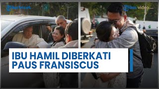 Tangis Pecah! Ibu Hamil Diberkati Paus Fransiskus di Jalan, Lahiran Pekan Depan & Dapat Kado Spesial