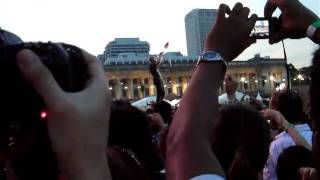 its not over by daughtry live singapore f1 2010 .avi