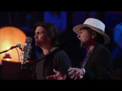 MTV Unplugged | Juanes & Joaquín Sabina interpretan 