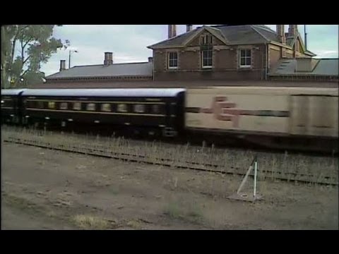 Stawell Station Cam 22nd march 2013 SCT013 SCT freight with 4 passenger cars