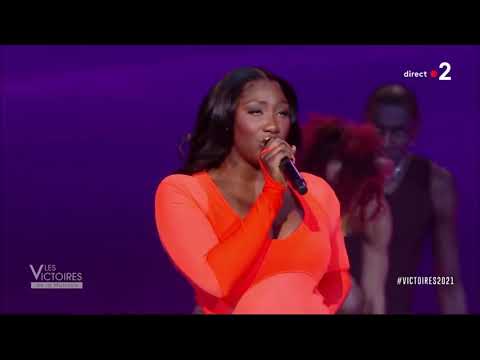 ♫Aya Nakamura en duo avec Oboy ♫ Préféré Live ♫ Victoires de la Musique 2021 ♫ Sélection Pisimusic