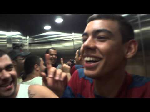 Tensão no Elevador. Hilário