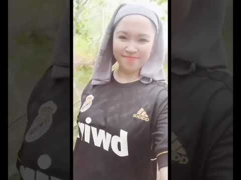 Jamal & Flordeliza Hiking at Labuan Chimney Walking Trail..