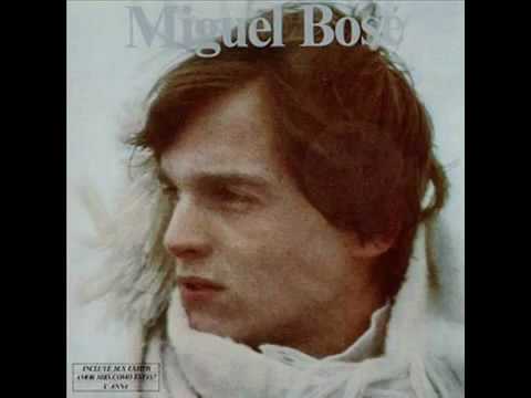 Videoclip de Niño De Palo — Miguel Bosé