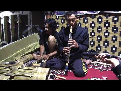 Celempungan Gentra Wiwitan - Mojang Priangan