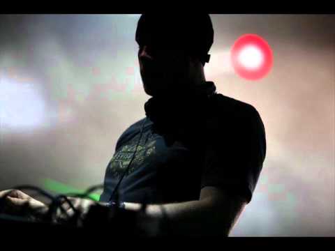 Eric Prydz playing Those Two - Rock You Rock You (Who Da Funk Remix)﻿ @ EXIT Festival 2009