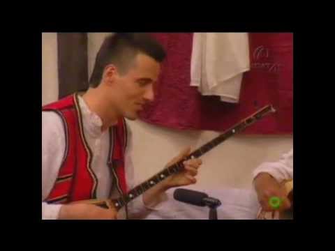 Ylberi Idrizi & Vahiti - Gjelistane (Kenge Folklorike Dervenase)