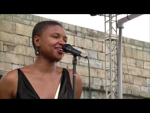 Lizz Wright - Full Concert - 08/10/03 - Newport Jazz Festival (OFFICIAL)