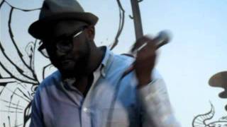 Ghost poet live at Streetfest 2011 in London. **excellent quality