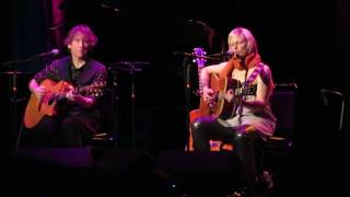 The Weepies perform &quot;Red Red Rose&quot; at The Wilbur Theatre on 11th Dec 2016