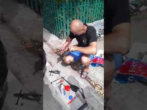 Covrig din 19. reparatie auto la bordura