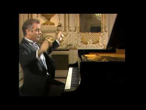 Barenboim Plays Mozart's Sonata No. 4 in Eb Major K. 282