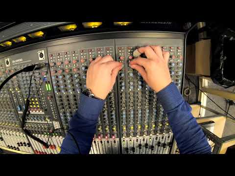 POV Mixing on Allen&Heath GL3800 in analog (The Wild Cats - In Paris with You)