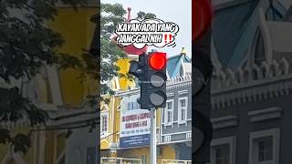 Download lagu SOMETHING IS ODD WITH THIS RED LIGHT 🚦 ‼️ #trafficlight #redlight #trafficlight #roadlight #apill mp3