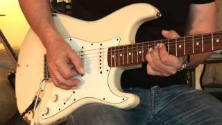 Video thumbnail for 2007 Fender Custom Shop 1961 Stratocaster, relic, olympic white Part1 by GregsGuitars