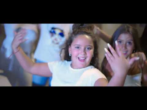 LA NEGRA FLORES Y ALONSO EL GATO -  PA´ LOS GITANOS ( Videoclip oficial ). Prod Yoseik.