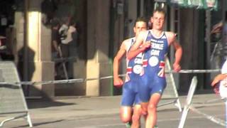 preview picture of video 'Campeonato de Europa de Triatlón  Pontevedra 2011  Elite Men Carrera a pie'