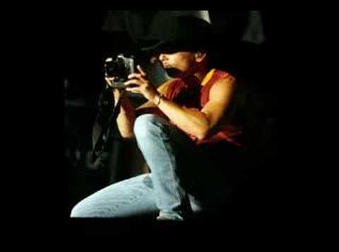 Kenny Chesney - Come Monday