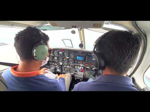 Piper Seneca ll - Engine Failure Drill (Simulating)