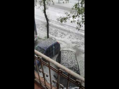 Violenta grandinata a Torino 14/05/2016 zona Vanchiglietta