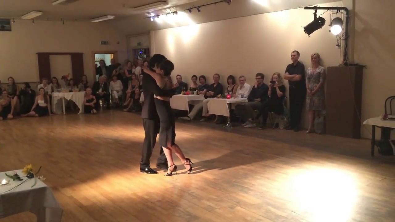 Federico Naveira y Sabrina Masso (Oslo Tango) Tango Una Emocion