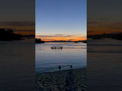 Final de tarde em Santa Isabel do Rio negro 🥰paz #vidanointerior #vidaribeirinha #rionegro