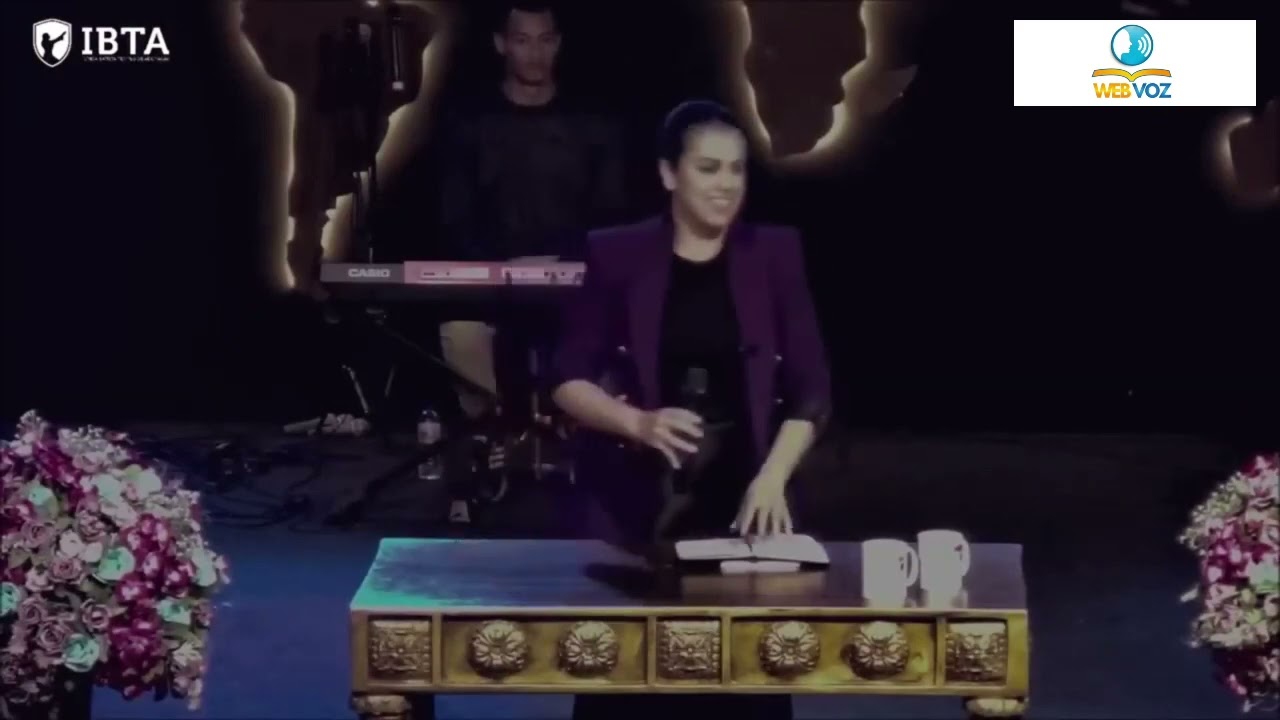 Pr Camila Barros - A vida do Crente não é Fácil  #pregaçãocamilabarros