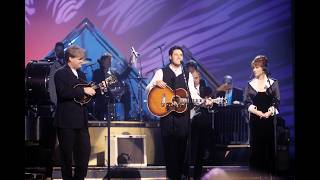 Download lagu Vince Gill, Patty Loveless, Ricky Skaggs - 'Go Rest High On That Mountain' | CMA Awards 1995 mp3 Download lagu Vince Gill, Patty Loveless, Ricky Skaggs - 'Go Rest High On That Mountain' | CMA Awards 1995 mp3
