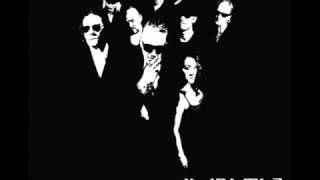 Alabama 3 - Love Will Tear Us Apart
