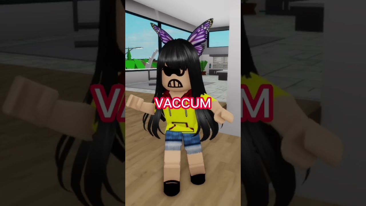 NEVER say the B word around mom! #brookhaven #roblox