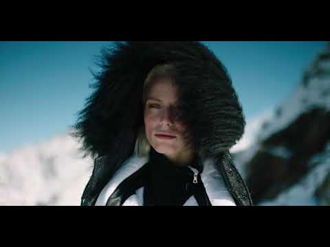 Giorgio Armani Neve Collection FW19-20