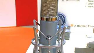 Video thumbnail for [Musikmesse] AKG Perception 820 Tube Mic by Audiofanzine in English