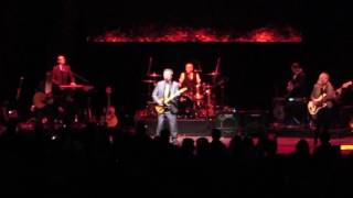 Squeeze Performs &quot;Friday On My Mind&quot; @ NJPac (October 2016)
