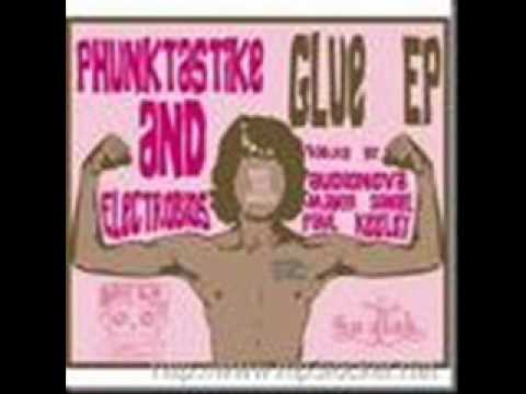 Electrobios & Phunktastike-Glue (Audionova remix)