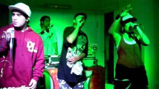 Anita Tijoux - Pie izquierdo Feat. Stailok &amp; Bubaseta + Veneno Feat. Aerstame