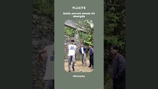 Download lagu Udah ngerasa paling ganteng, eh.. celana bilang: 'Biar aku yang mencuri spotlight.' #memes #viral mp3